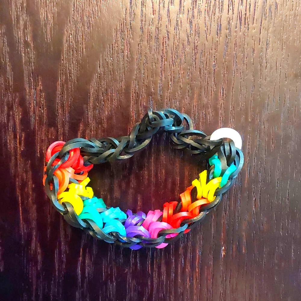Totem pole bracelet